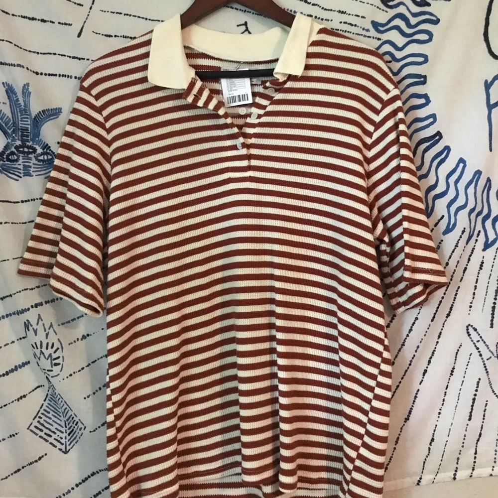 Women’s polo shirt.